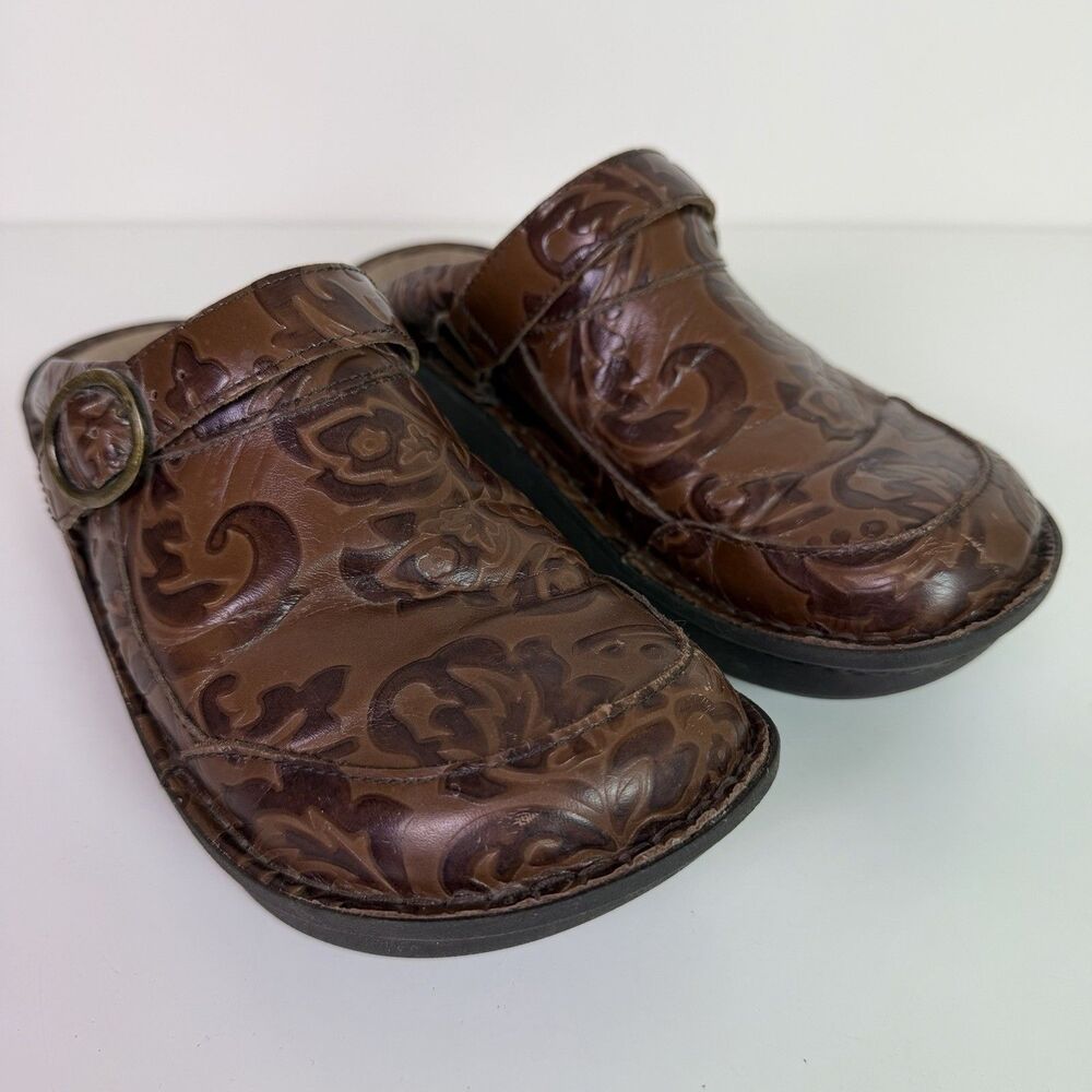 Alegria Brown Embossed Leather Floral Clog Mules Women's 38 Comfort Platform